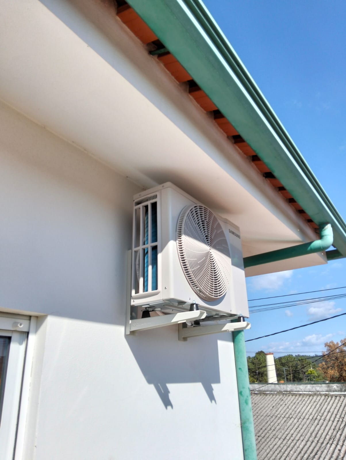 WhatsApp Image 2025-09-10 at 16.13.03 (1) - Copia